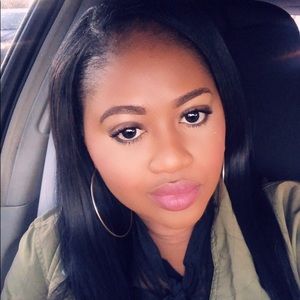 Meet your Posher, LaLa